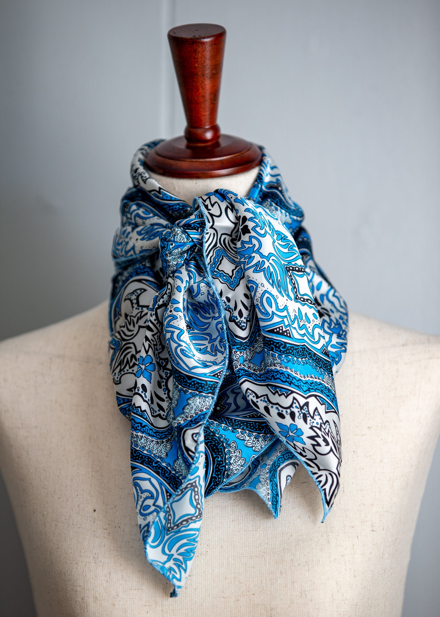 Wild Rag - Silk - Blue/White/Electric Blue